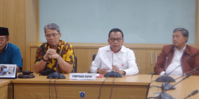 Anggota DPRD DKIJakarta.