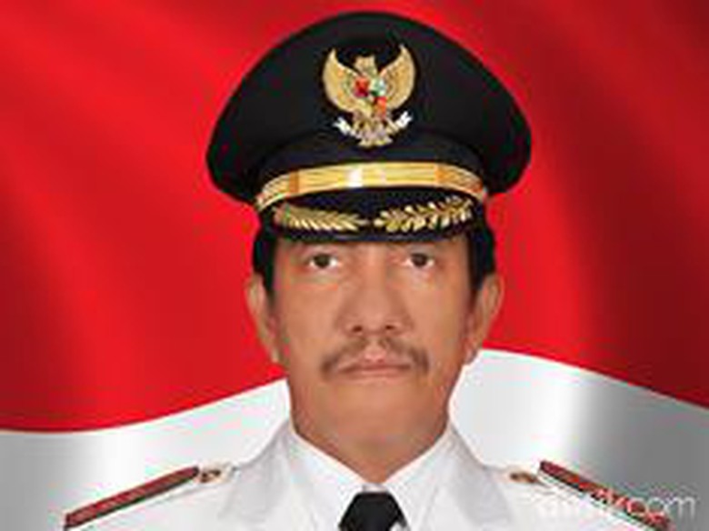 Bupati Takalar Burhanuddin