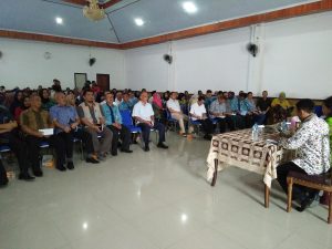 Tampak para peserta kegeiatan entry meeting deng BPK yang terdri dari kepal SKPD, bendahara, PPTK, dan lurah sangadi,