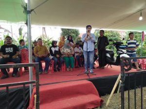 Wali Kota Kotamobagu, Ir. Tatong Bara, saat memberikan sambutan dan membuka secara resmi Road Race Championship Wali Kota Cup 2017.