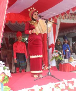 Wali Kota Ir. Tatong Bara saat memberikan sambutan pada peringatan HUT Kota Kotamobagu ke- 9 