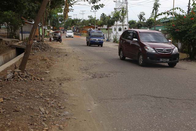 Perbaikan ruas Jalan Siliwangi Kelurahan Kotobangon, yang menjadi salah satu usulan warga.
