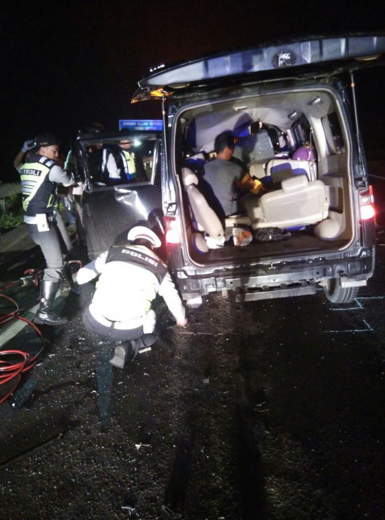 Luxio yang kecelakaan di Tol Cipali