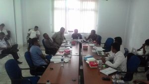 Ketua Dewan, Ahmad Sabir, memimpin pembahasan anggaran antara Banggar dan TAPD Kota Kotamobagu