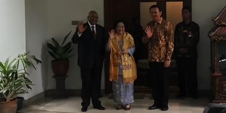 Presiden Afrika Selatan Jacob Zuma bersama Mantan Presiden Kelima RI Megawati Soekarnoputri