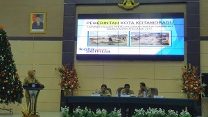 Walikota saat menyampaikan Capaian Kinerja Pemerintah Kota Kotamobagu