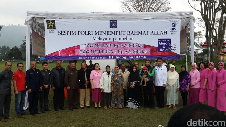 Sespim Polri gelar pasar murah