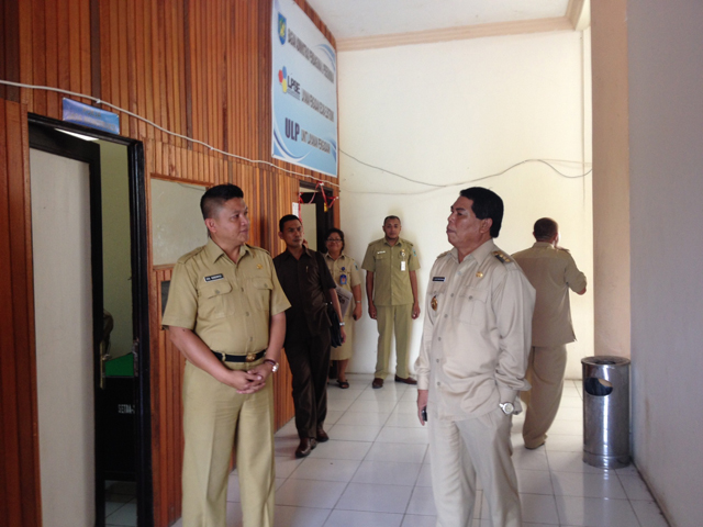 Tampak bupati Salihi melakukan sidak beberapa waktu lalu