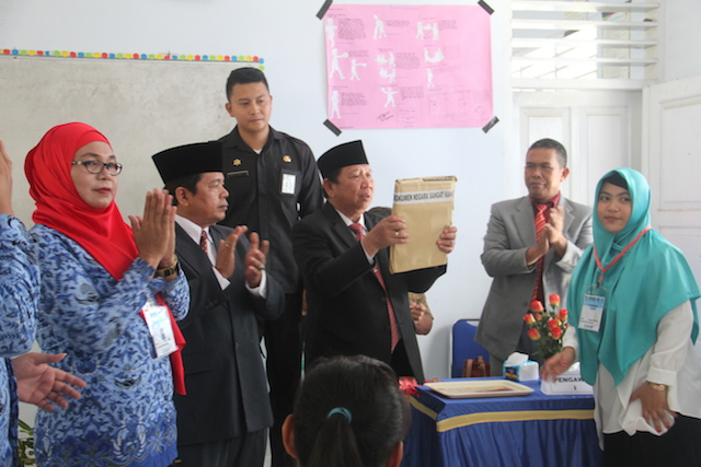 foto bupati buka naskah uanas (04)