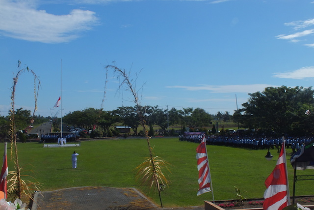 foto peringatan hardiknas bolmong