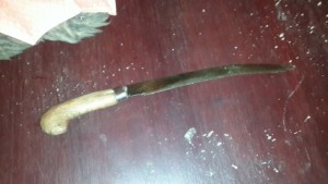 Barang Bukti Pisau yang Berhasil Diamankan Petugas