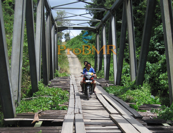 Tampak salah satu infrastruktur di Desa Serasi Kecamatan Dumoga Timur. (foto:faisal amu)