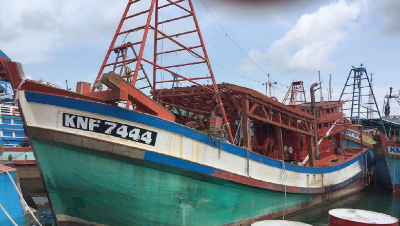 kapal pencuri ikan yang berhasil ditangkap.