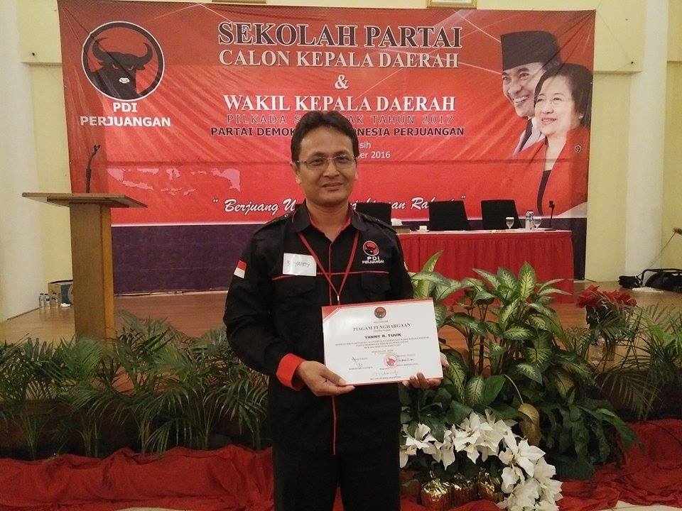 Yanny Ronny Tuuk STh MM